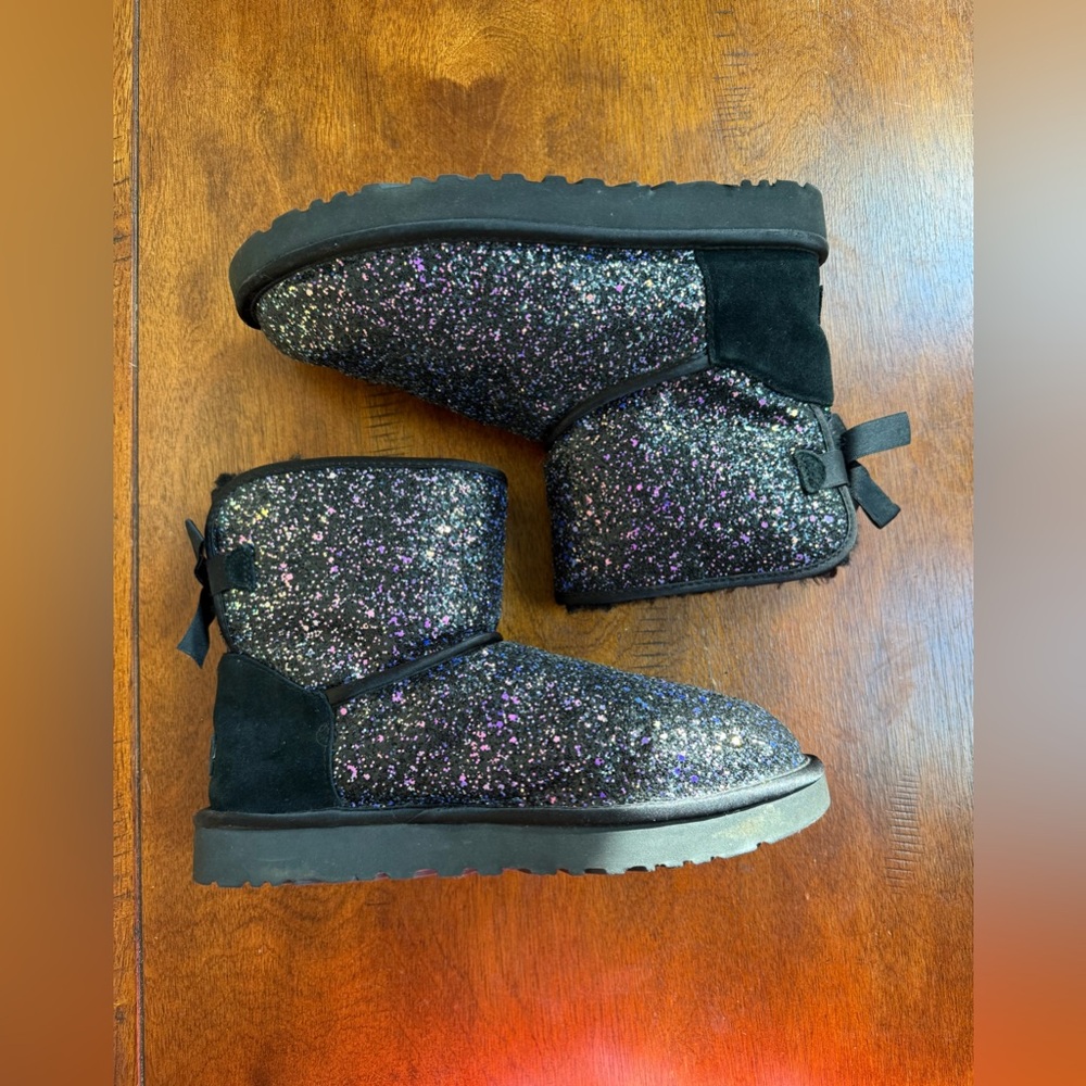 UGG Classic Mini Bow Cosmos Black/Purple Glitter/Sheepskin Boots Women's Size 8